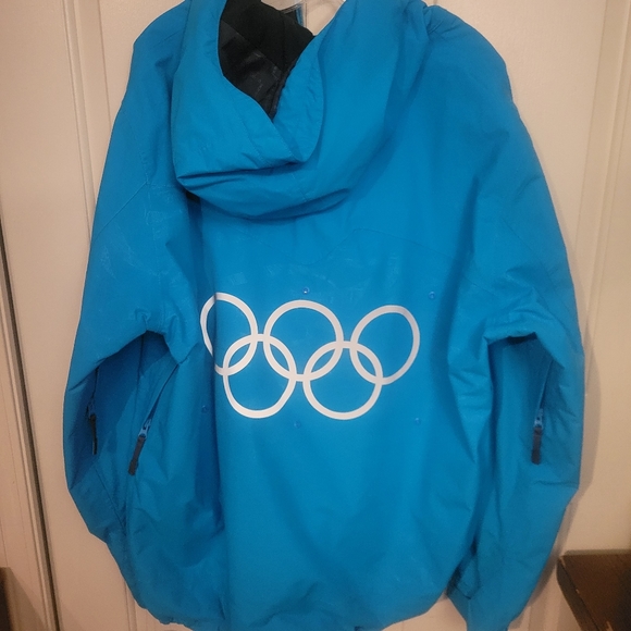 Brand new 2010 Olympic jacket - Picture 3 of 4